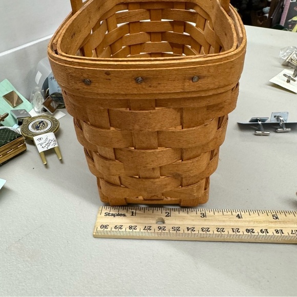 Vintage Longaberger Handwoven Market Basket Stationary Handle 1999 - Picture 10 of 12